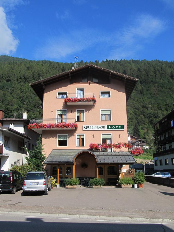 Green Base Hotel B&B Male Bagian luar foto
